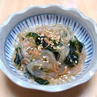 春雨と桜えびとあおさの酢の物